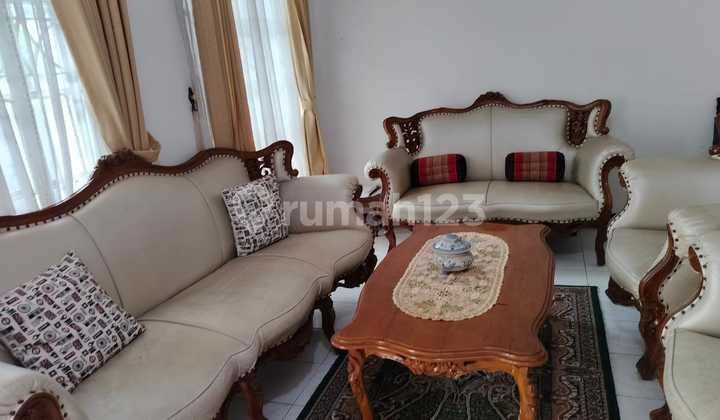 Rumah 2 Lantai Bagus di Jalan Pemuda, Jakarta Timur 2