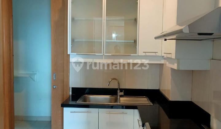 Disewakan Apartemen Senayan residence 3BR Private lift with Golf View 2