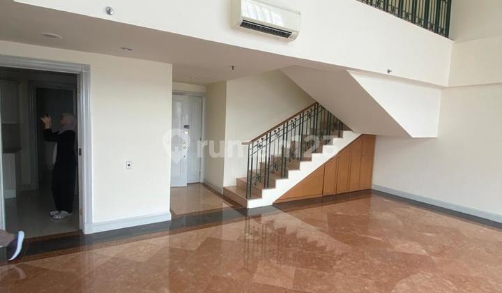For Sale Penthouse Apartement Executive Menteng 3BR