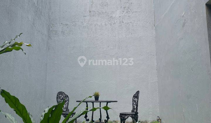 Dijual Rumah Atau Kos Exclusive Full Furnished  2