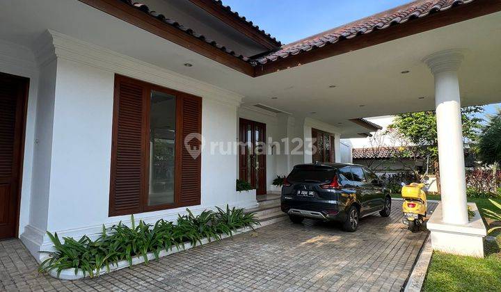 For Sale House Luxury At Villa Pejaten Barat 2