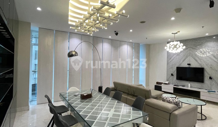 Disewakan Apartemen Botanica Simprug 3Br 2