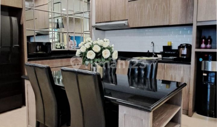 Dijual Apartmen Luxurious Sudirman Suites 3Br 2