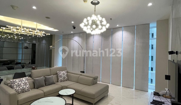 Disewakan Apartemen Botanica Simprug 3Br