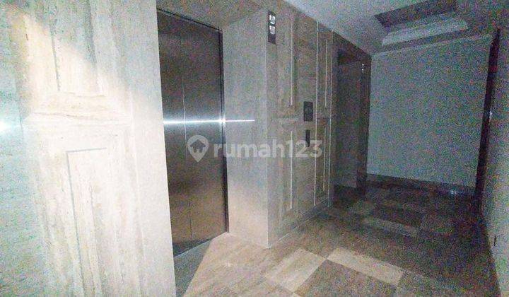 For Rent Apartement District 8 Senopati 4BR Private Lift 2