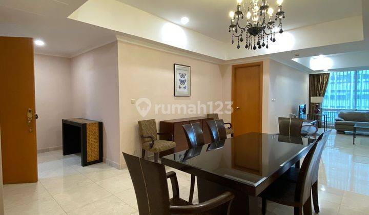 For Rent Apartement Sudirman Mansion 3BR Private Lift 2