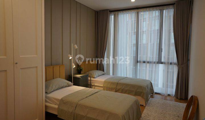 kamar tidur disewakan apartemen izzara murah elegan
