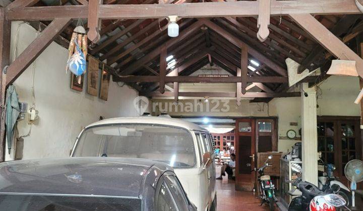 Rumah Bagus SHM di Tumapel, Surabaya 2