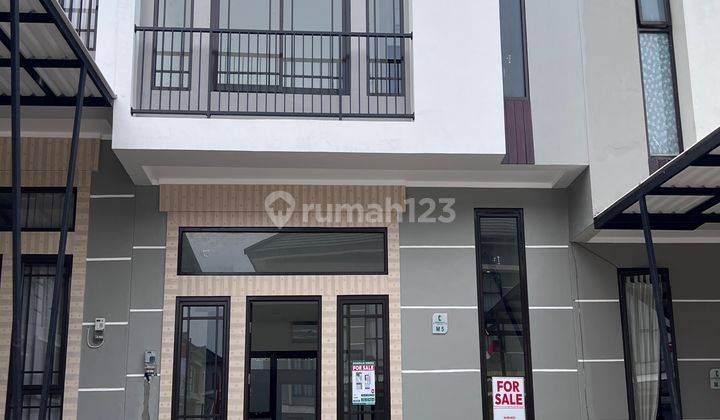 Rumah 2 Lantai Didalam Cluster Emerald Terrace Jatiasih 2