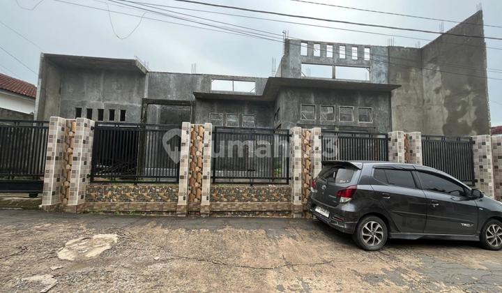 DIJUAL RUMAH JALAN MACAN KUMBANG PALEMBANG - Udah Siap Banget Ditempatin! 2