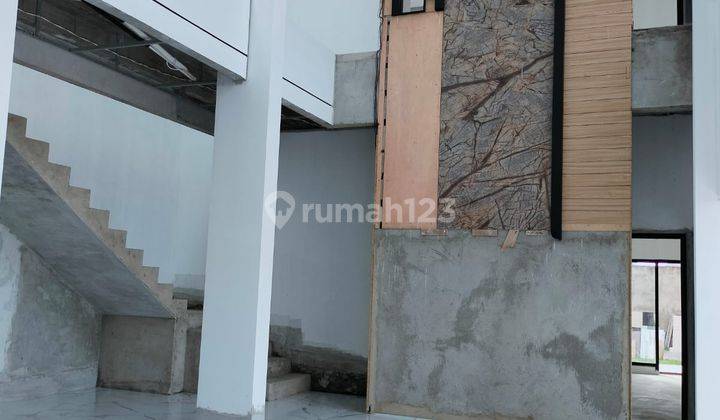  Dijual Rumah Mewah 2 Lantai Cash Back 1 Milyar di Komplek Penguin Residence 4