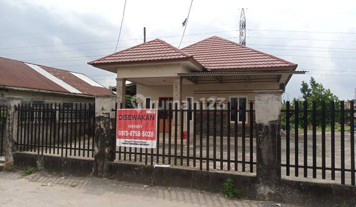 Rumah Sewa 3 Kamar Lingkungan Hokian China Bukit Besar Palembang 1