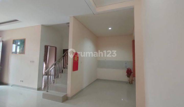 Disewakan Rumah Bagus Semi Furnish D miro Resident Jalan Najamudin Sako Palembang 9