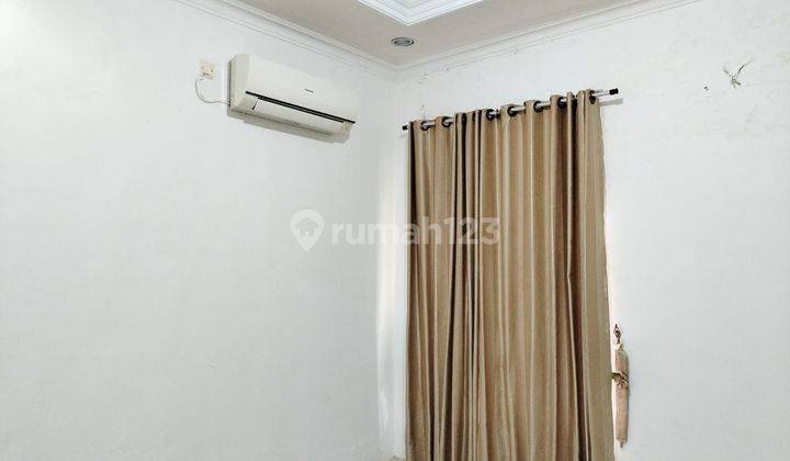 Disewakan Rumah Semi Furnish Strategis Area Kampus Palembang 6