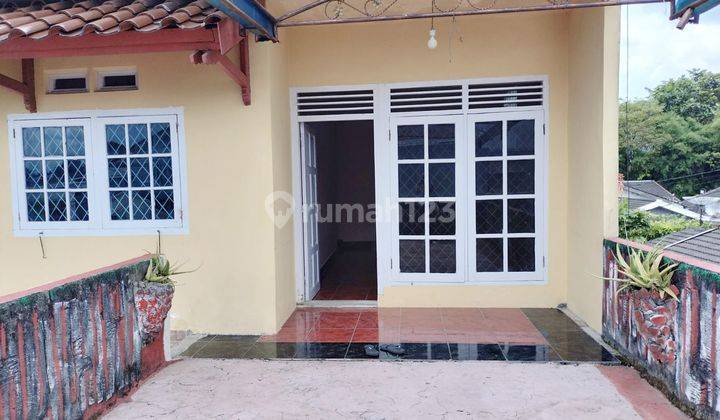 Dijual Rumah 2 Lantai Terawat Nyaman di Perumahan Bukit Sejahtera Poligon Palembang 3