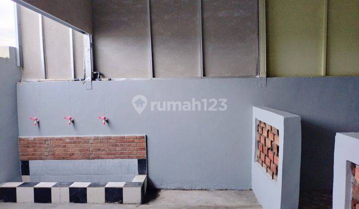 Disewakan Ruko 2,5 Lantai Area Angkatan 66 Palembang 9