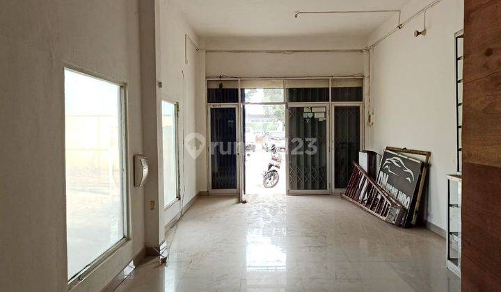 Disewakan Ruko 2,5 Lantai Jalan Alamsyah Ratu Prawiranegara Palembang 4