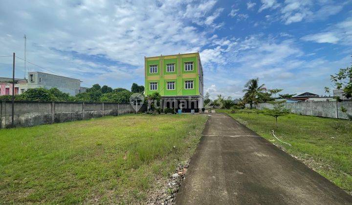 Disewakan 3 Unit Ruko 3 Lantai Halaman Luas Jalan Soekarno Hatta 2