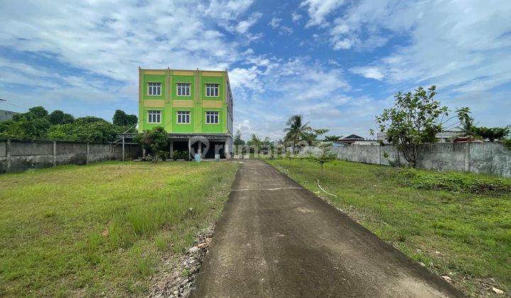 Disewakan 3 Unit Ruko 3 Lantai Halaman Luas Jalan Soekarno Hatta 4