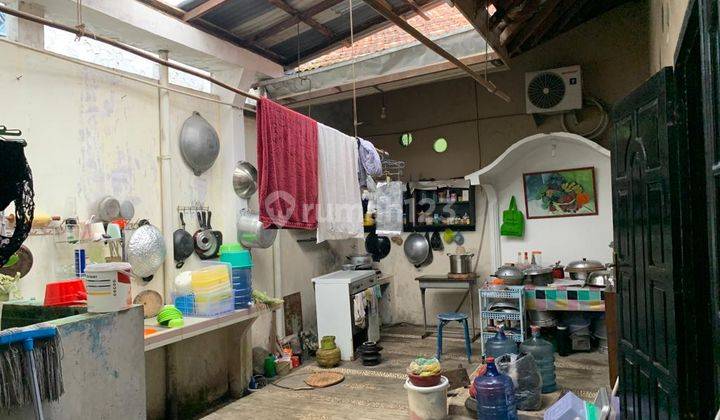 Rumah Dekat Polsek Lemabang Jalan Ratu Sianum Palembang 12
