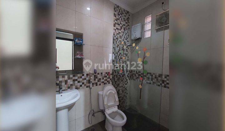 Rumah 2 Lantai Komplek Bhl Evergreen Jalan Residen Abdul Rozak Palembang 5