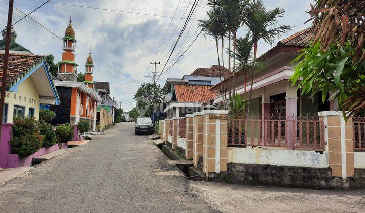 Disewakan Rumah Jalan Gotong Royong Demang Lebar Daun Palembang 2