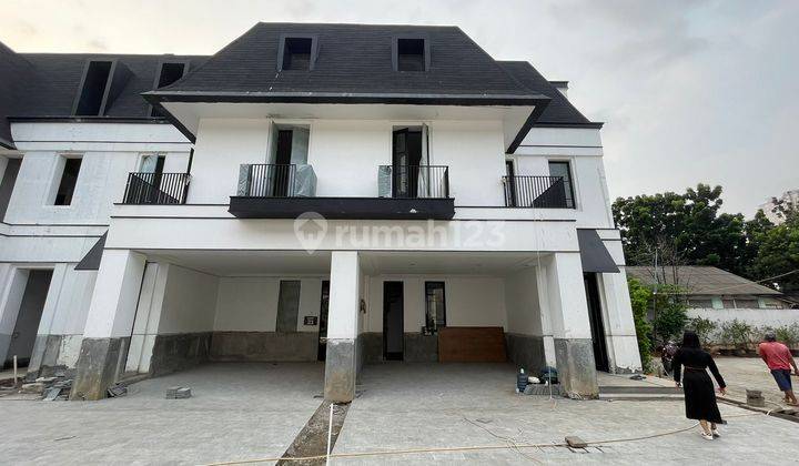 Dijual Rumah Hook Komplek Theta House Pondok Indah Jakarta Selatan 1