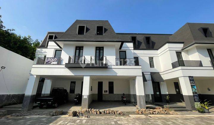 Dijual Rumah Komplek Theta House Pondok Indah Jakarta Selatan 1