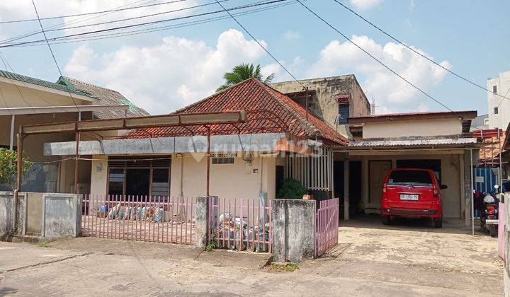 DIJUAL RUMAH 2 LANTAI PUSAT KOTA JALAN DWIKORA I PALEMBANG 2