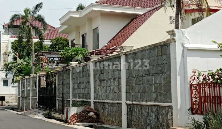 For Sale Elite Complex House in Tebet, South Jakarta 2