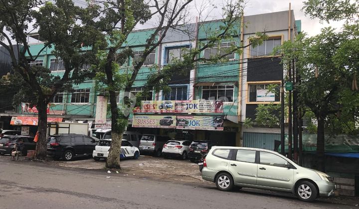RENTAL OF SHOP HOUSE ON DEMPO CIRCULAR ROAD, PALEMBANG
