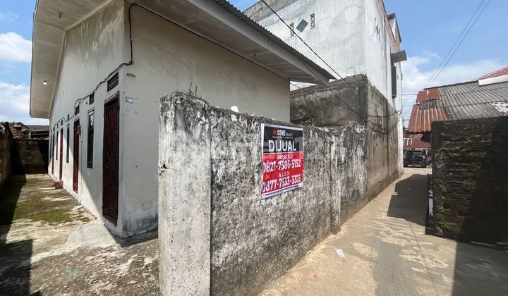 FOR SALE 4-DOOR SHACK ON BANTEN STREET NEAR MUHAMMADIYAH UNIVERSITY PALEMBANG 1