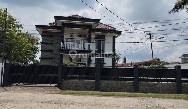 Dijual Rumah Mewah Fully Furnished Jalan Purwosari Celentang Palembang 2