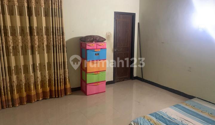 RENT A READY-TO-OCCUPY HOUSE ON SULAN MANSYUR STREET, PALEMBANG RENT A READY-TO-OCCUPY HOUSE ON SULAN MANSYUR STREET, PALEMBANG