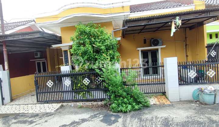 FOR SALE READY-TO-OCCUPY HOUSE ON H SANUSI STREET KEMUNING PALEMBANG FOR SALE READY-TO-OCCUPY HOUSE ON H SANUSI STREET KEMUNING PALEMBANG