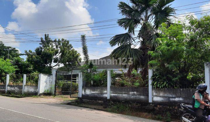 Dijual Rumah Lama Halaman Super Luas Mayor Salim Batubara Sekip Palembang 1