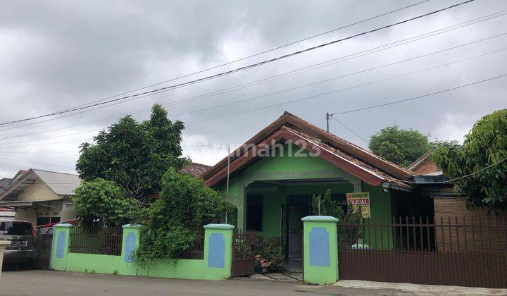 DIJUAL RUMAH STRATEGIS JALAN MAYOR ZURBI BUSTAN PALEMBANG