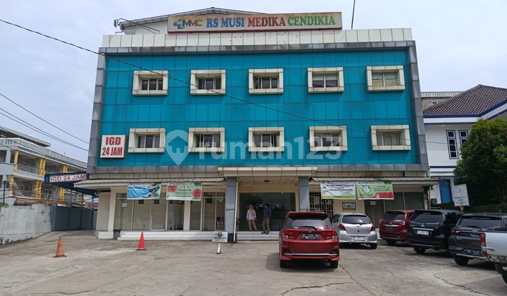 Dijual Gedung Rumah Sakit Demang Lebar Daun Palembang