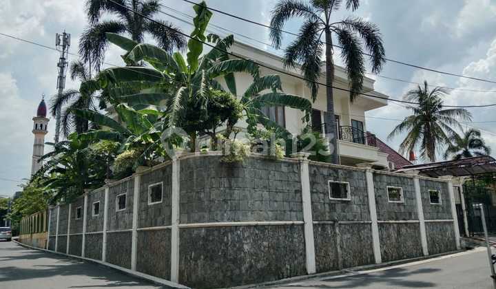 Dijual Rumah Komplek Elite Tebet Jakarta Selatan
