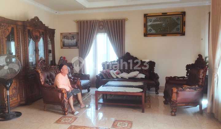 FOR SALE HOUSE WITH SPACIOUS YARD IN PERUMNAS TALANG KELAPA, PALEMBANG 2