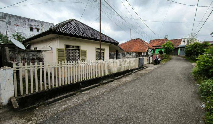 Dijual Rumah Jalan Letnan Hadin Sudirman Palembang 2