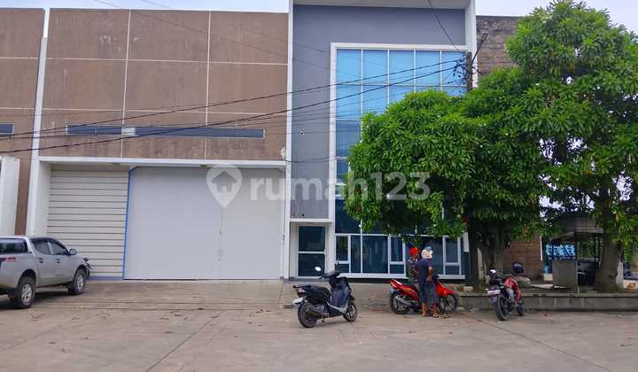 Warehouse Rental in Cosmo Bizland Warehousing Complex, Alang Alang Lebar, Palembang