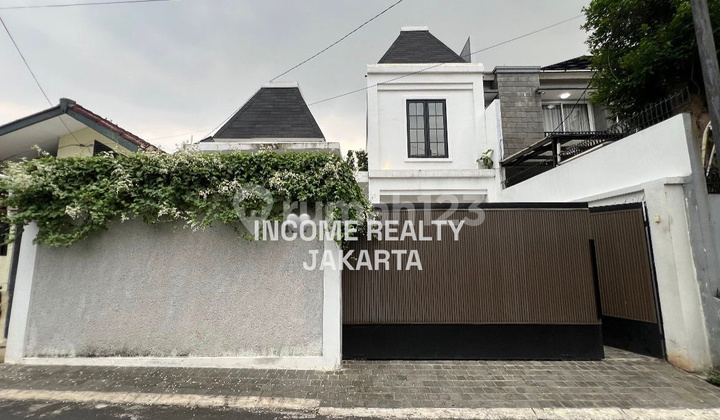 DIJUAL RUMAH MEWAH GAYA AMERICAN CLASSIC CILANDAK BARAT JAKARTA SELATAN