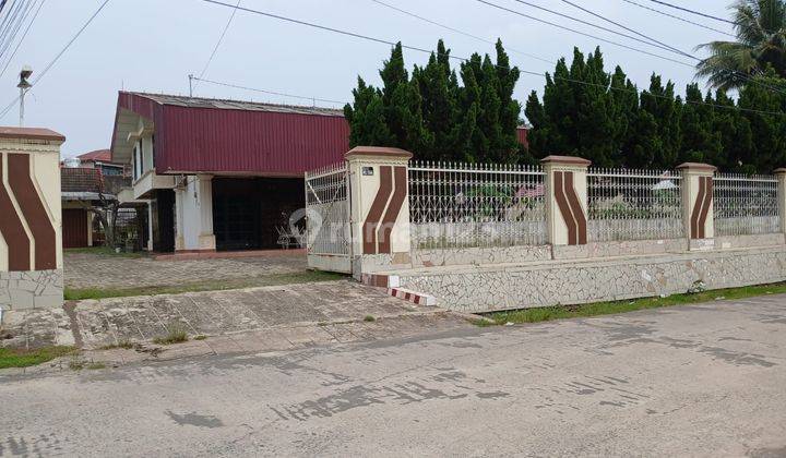 Disewakan Rumah Besar Full Furnish Jalan Sersan Sani Palembang 1