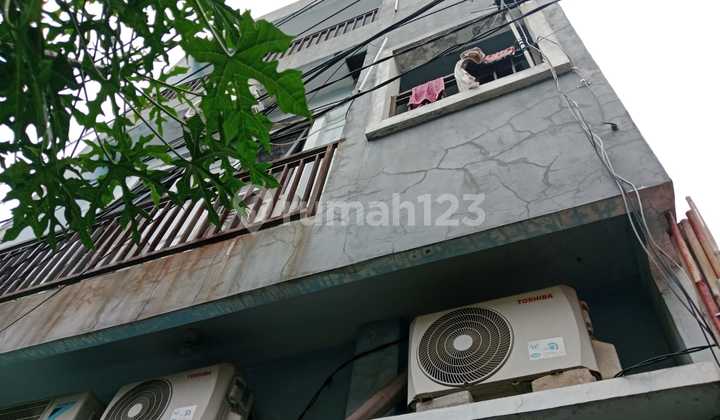 Dijual Rumah Kos 3 Lantai Paseban Jakarta Pusat