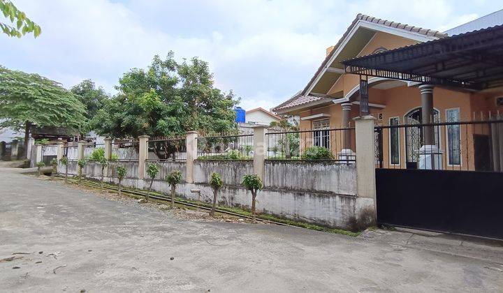 DIJUAL RUMAH ASRI TANAH LUAS JALAN LETJEN HARUN SOHAR KEBUN BUNGA PALEMBANG 1