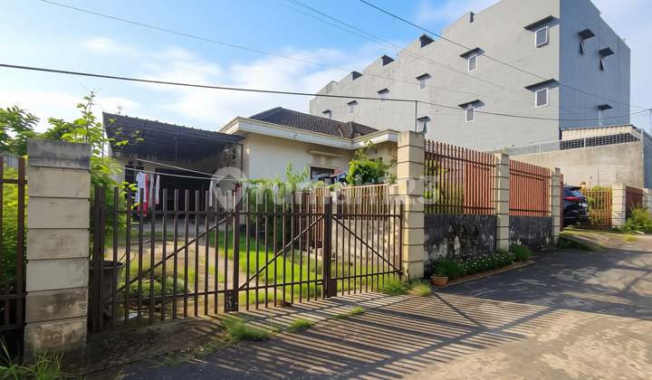 For sale: House with Bonus 4-Door Bedeng, Sukabangun KM 7, Palembang