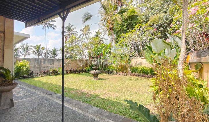 Dijual Rumah Style Villa di Carangsari vies sawah 2
