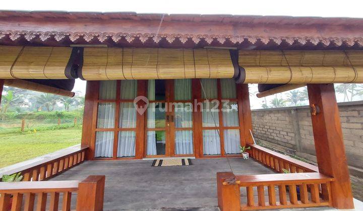 For sale, Ethnic Joglo teak wood villa with rice field view in Pejeng Kangin 2