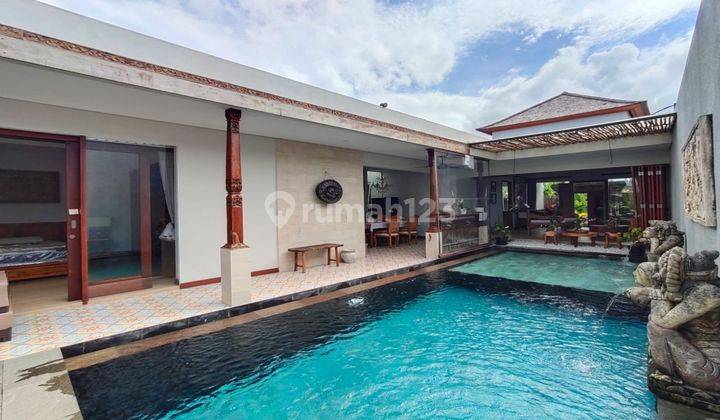 DijuaDijual Villa dekat four Sesion Ubud view garden 1